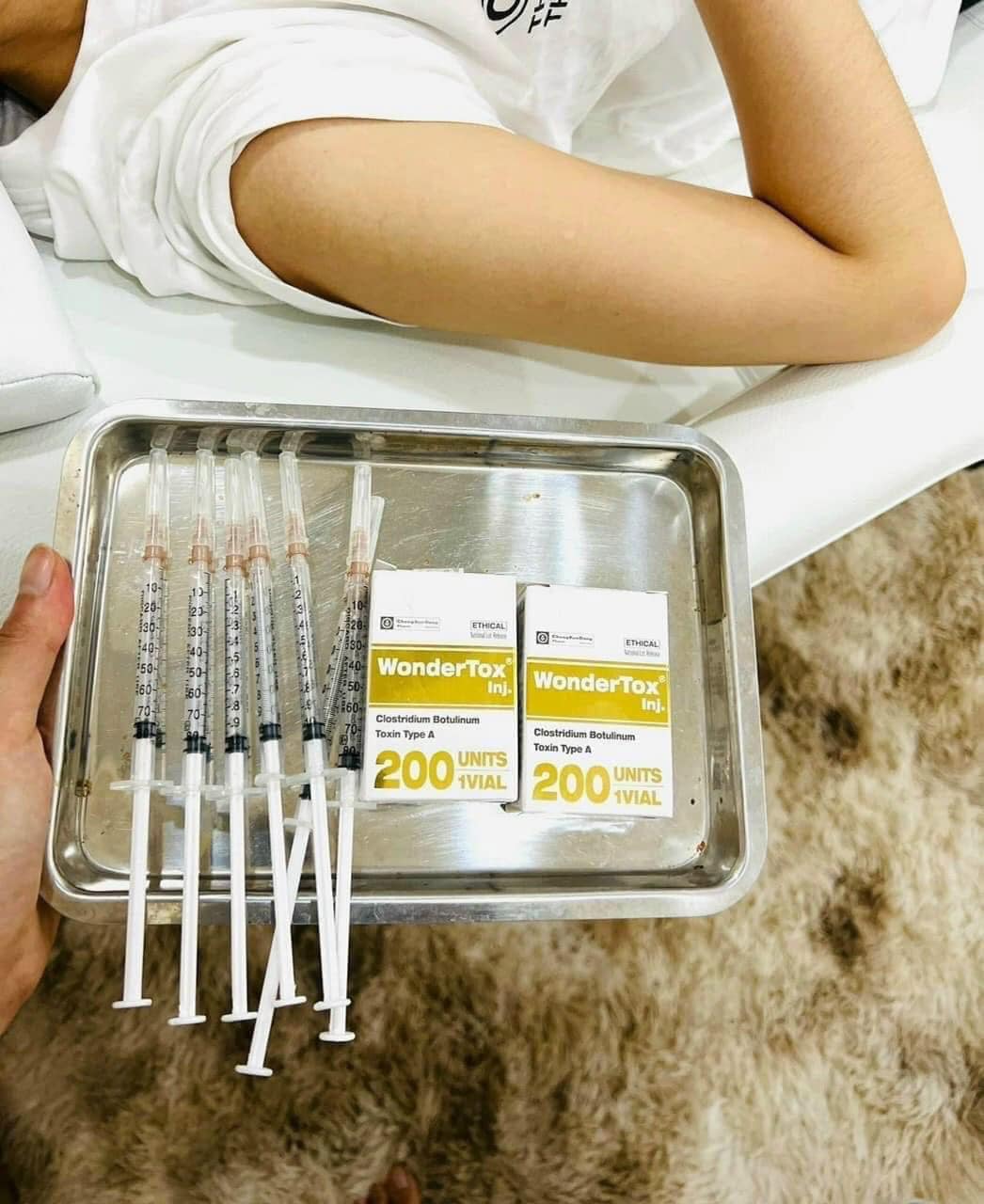 Khách hàng sử dụng Wondertox 200 Khách hàng sử dụng Wondertox 200